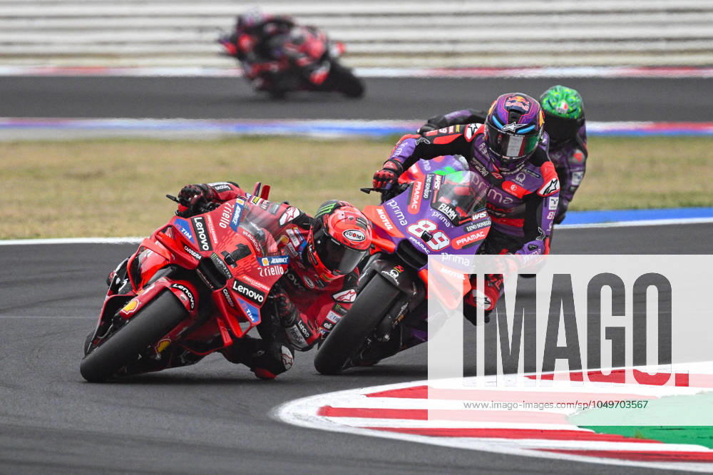 - MotoGP - GP15 - Gran Premio Red Bull di San Marino e della Riviera di Rimini - Race Francesco Bagnaia Italian Ducati Lenovo Team Ducati and Jorge Martin Spanish Prima Pramac Racing Ducati during GP15 - Gran Premio Red Bull di San Marino e della Riviera di Rimini - Race, MotoGP World Championship, WM, Weltmeisterschaft in Misano Adriatico, Italy, September 08 2024 Misano Adriatico Italy
