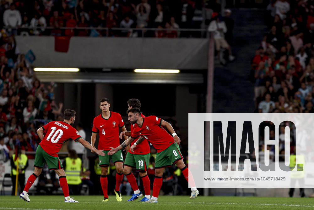 Bruno Fernandes and Bernardo Silva celebrates after scoring a goal during the UEFA Nations League 2024 25 League A Group A1 match between Portugal and Scotland at Estadio do Lisboa e Benfica on September 08, 2024 in Lisbon, Portugal. Portugal v Scotland - UEFA Nations League 2024 25 League A Group A1 (Valter Gouveia SPP)