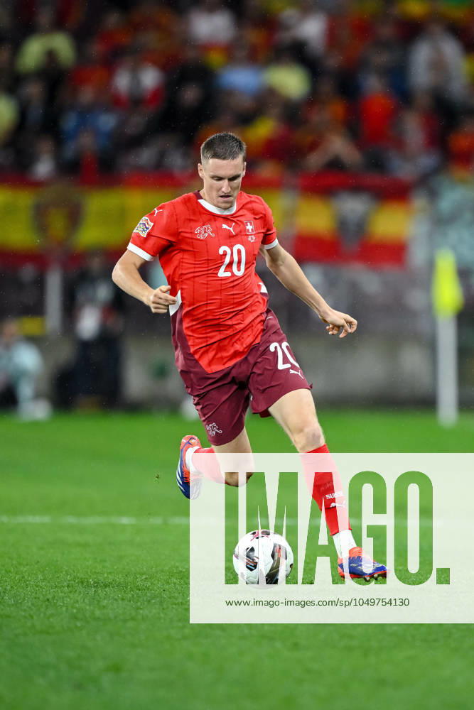 Michel Aebischer Switzerland controls the ball during the UEFA Nations League 2024 2025 League A Group 4 match between Switzerland and Spain at Stade de Geneve on September 8, 2024 in Geneva, Switzerland Defodi 541 SFVESP240908 186 Defodi-541