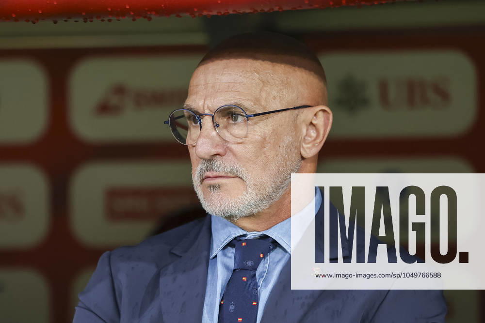 Luis de la Fuente Spain, Coach , UEFA , Nations League, Group A, Switzerland vs Spain, 08 09 2024, Stade de Geneve, Geneva, Switzerland Geneva Stade de Geneve Geneva Switzerland
