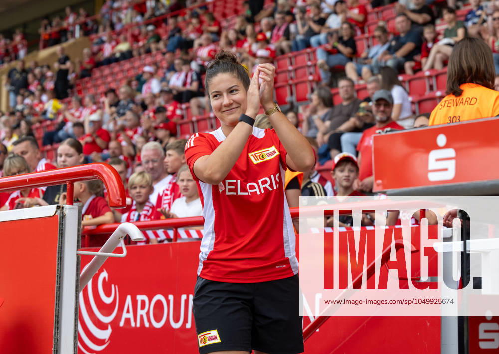 Soccer, Women, Test match, Season 2024 2025, 1 FC Union Berlin SV Werder Bremen, Anouk Blaschka 1 Women 1 FC Union at the team presentation, 03 08 2024,