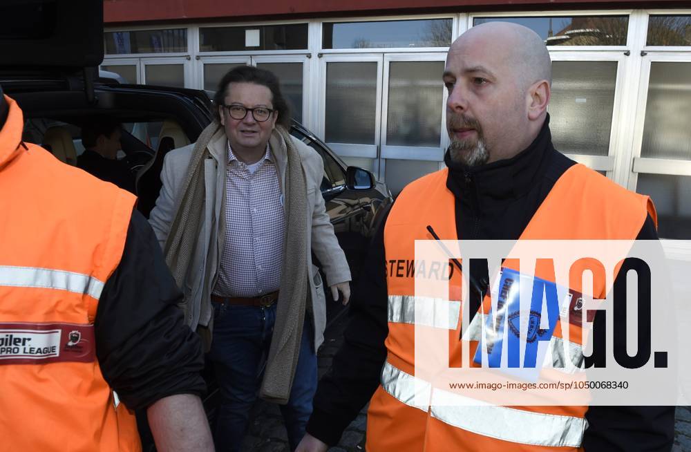 RSC Anderlecht v Mouscron : Jupiler Pro League BRUSSELS, BELGIUM - FEBRUARY 25 : Marc Coucke new president of RSC Anderlecht during his arrival at the stadium for the Jupiler Pro League match between RSC Anderlecht and Excelsior Mouscron at the Constant Vanden Stock stadium on February 25, 2018 in Brussels, Belgium, 25 02 2018 Brussels Belgium