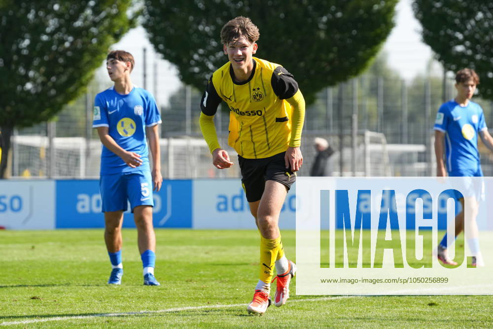 Season 2024 2025 6 Matchday U17 DFB Youth League at BVB Football Park Hohenbuschei, Dortmund, Germany BV Borussia Dortmund U17 SV Meppen U17 Goal celebration after the 3 0 by Diego Castel Branco BVB