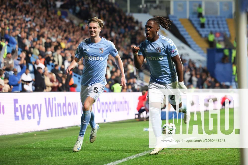 Brandon Thomas-Asante of Coventry City scores a goal and celebrates 1-0. Coventry City v Tottenham Hotspur, EFL Carabao Cup, Third Round, Football, Coventry Building Society Arena, Coventry, UK, 18 Sep 2024