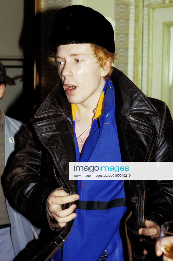 John Lydon of Public Image Ltd PiL at a press event at the Royal Lancaster Hotel London, 26 10 1983 Foto:xR.xKeuntjex xFuturexImage