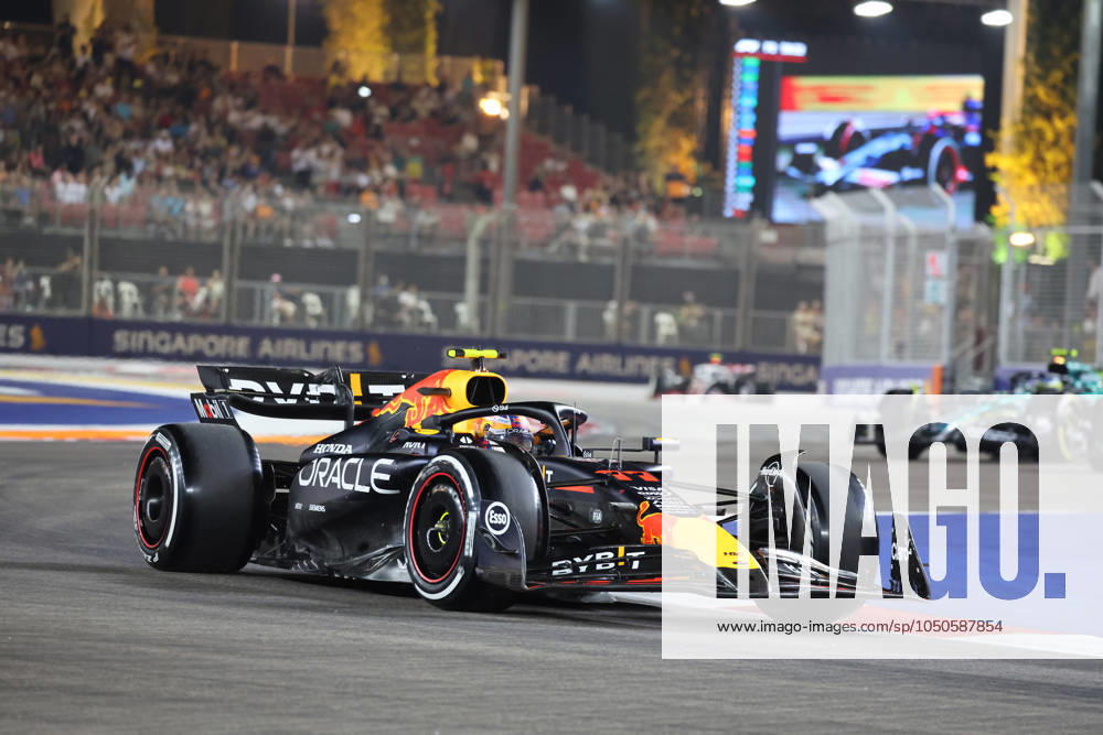 Marina Bay Street Circuit, Singapore, FORMULA 1 SINGAPORE AIRLINES SINGAPORE GRAND PRIX 2024,in the picture Sergio Perez MEX , Oracle Red Bull Racing Defodi 506 20240920 hbr 0053 Defodi-506