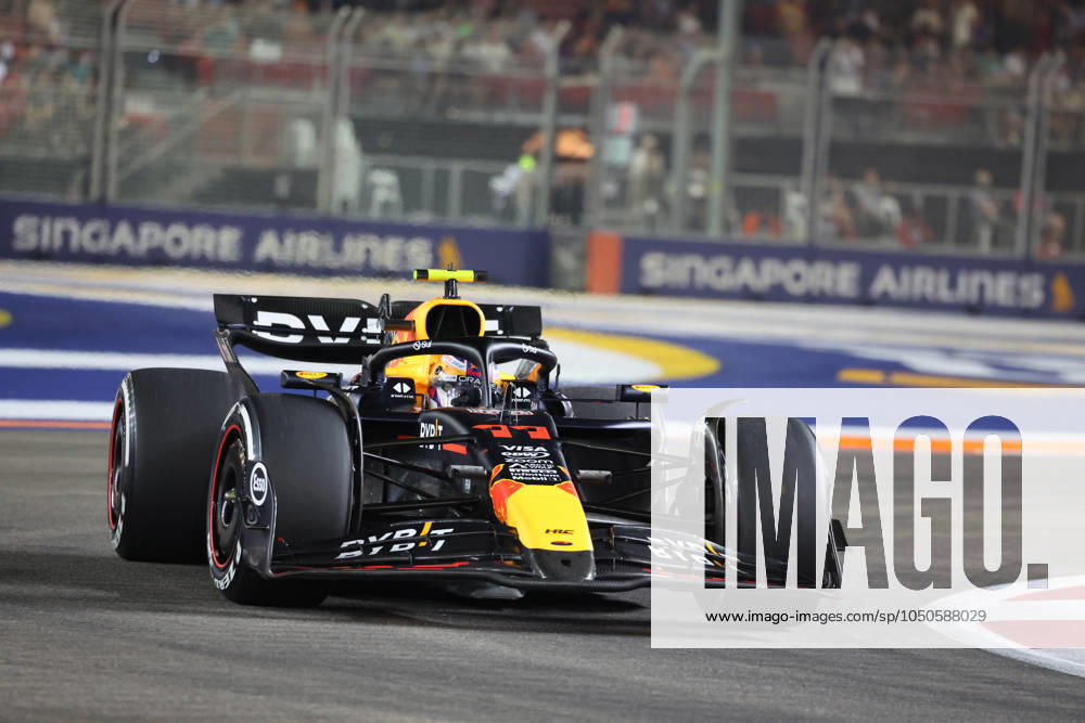 Marina Bay Street Circuit, Singapore, FORMULA 1 SINGAPORE AIRLINES SINGAPORE GRAND PRIX 2024,in the picture Sergio Perez MEX , Oracle Red Bull Racing Defodi 506 20240920 hbr 0081 Defodi-506