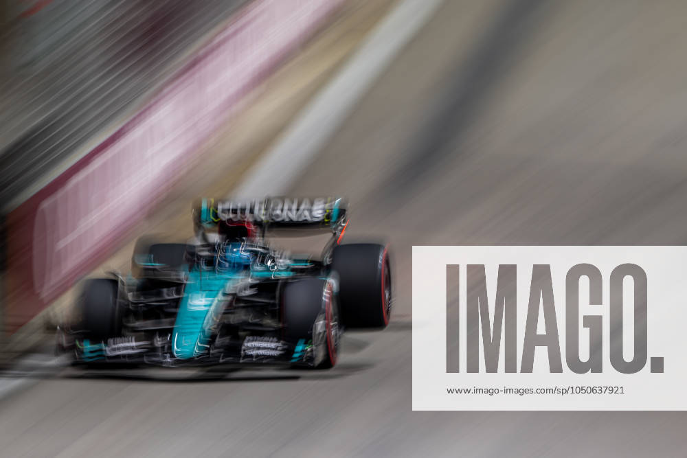MARINA BAY, SINGAPORE: George Russell, racing for the Mercedes F1 team during the 2024 Formula 1 Singapore Grand Prix at the Marina Bay Street Circuit in Marina Bay, Singapore