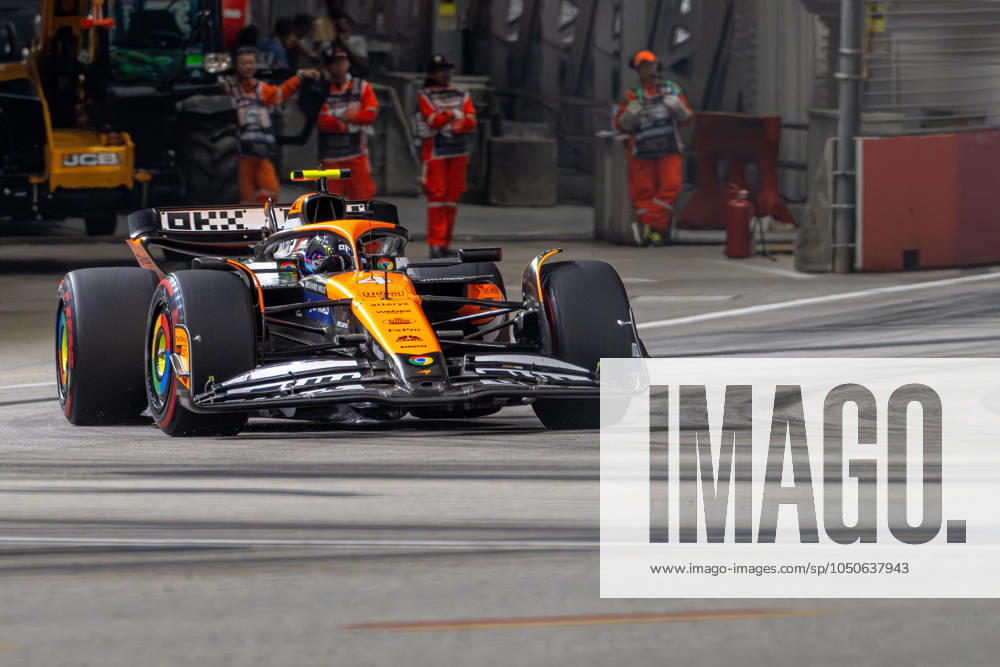 MARINA BAY, SINGAPORE: Lando Norris, racing for the McLaren F1 team during the 2024 Formula 1 Singapore Grand Prix at the Marina Bay Street Circuit in Marina Bay, Singapore