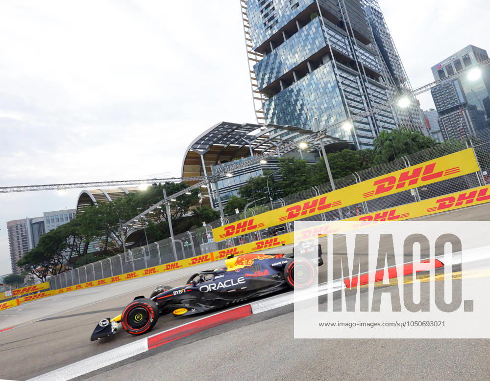 Marina Bay Street Circuit, Singapore, FORMULA 1 SINGAPORE AIRLINES SINGAPORE GRAND PRIX 2024,pictured Sergio Perez MEX , Oracle Red Bull Racing Defodi 506 20240921 hbr 10081 Defodi-506