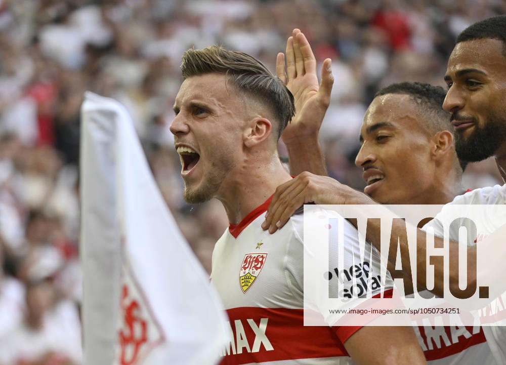 GOAL for 2 0 Ermedin Demirovic VfB Stuttgart 09 Goal celebration Jamie Leweling VfB Stuttgart 18 Josha Vagnoman VfB Stuttgart 04 VfB Stuttgart vs Borussia Dortmund BVB 221 09 2024 DFL REGULATIONS PROHIBIT ANY USE OF PHOTOGRAPHS AS IMAGE SEQUENCES AND OR QUASI VIDEO VfB Stuttgart vs Borussia Dortmund BVB