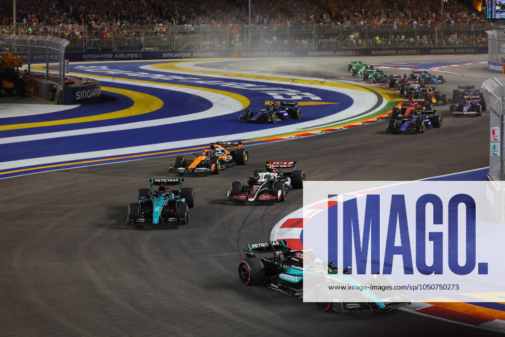 Marina Bay Street Circuit, Singapore, FORMULA 1 SINGAPORE AIRLINES SINGAPORE GRAND PRIX 2024,pictured Lewis Hamilton GBR , Mercedes AMG Petronas Formula One Team, George Russell GBR , Nico Hülkenberg DEU , MoneyGram Haas F1 Team, Oscar Piastri AUS , McLaren F1 Team Defodi 506 20240922 hbr 0105 Defodi-506