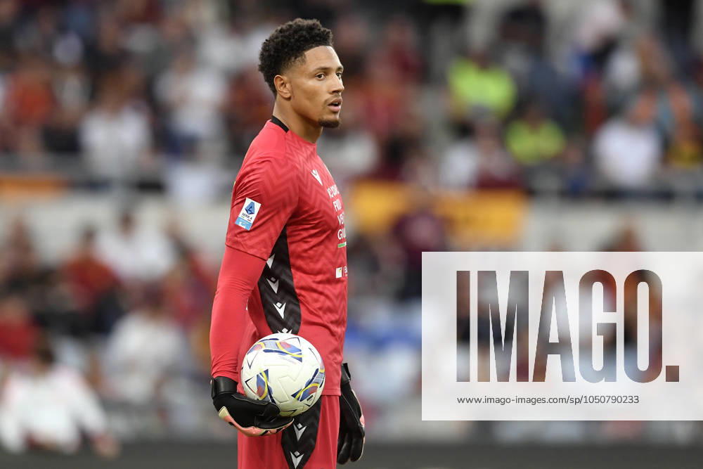 Maduka Okoye of Udinese Calcio during the Serie A football match between AS Roma and Udinese Calcio at Olimpico stadium in Rome (Italy), September 22, 2024. AntoniettaxBaldassarre