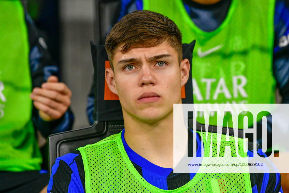 Inter v AC Milan, Serie A football, Milano, Italy Milano, Italy. 22nd, September 2024. Tomas Palacios of Inter seen on the bench before the Serie A match between Inter and AC Milan at Giuseppe Meazza in Milano. Milano Italy