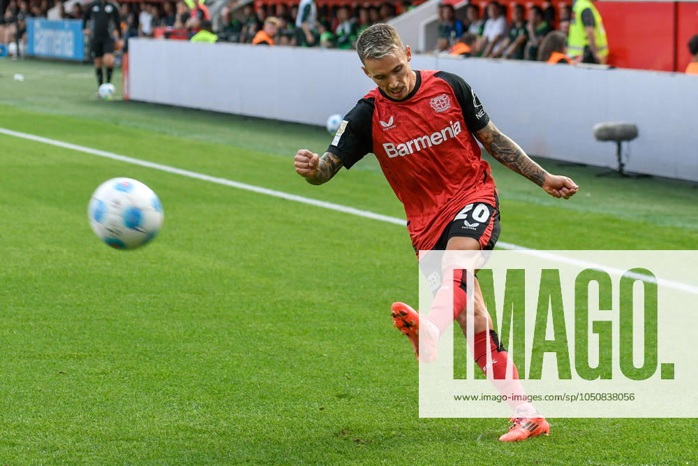 Alejandro Alex Grimaldo Leverkusen 20 Action Single Image Crop 22 09 2024 Soccer Bayer 04 Leverkusen vs VfL Wolfsburg, BayArena, Leverkusen, DFB DFL REGULATIONS PROHIBIT ANY USE OF PHOTOGRAPHS AS IMAGE SEQUENCES AND OR QUASI VIDEO NRW Germany
