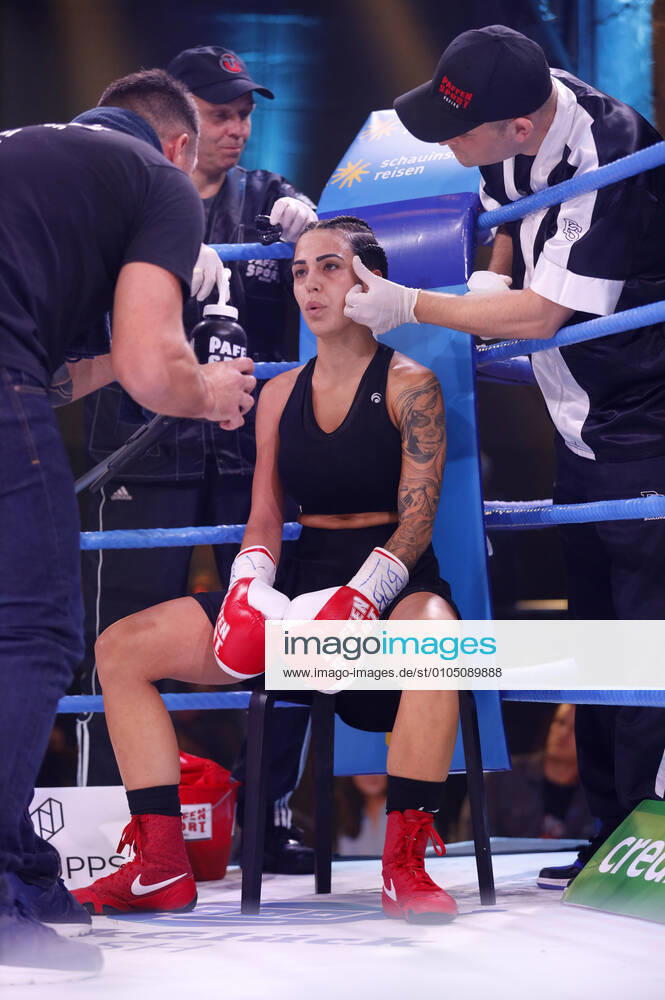 Elena Miras at the 2 fight evening of Das große SAT Promiboxen in Die Halle Tor 2 Cologne, 25 09 2020 Foto:xC.xFuturexImage