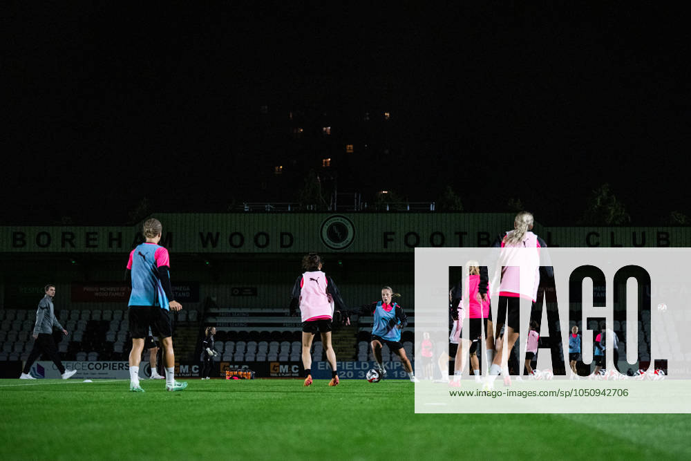 Anna Anvegard during a training session with Häcken on September 25, 2024 in London Photo Emma Wallskog BILDBYRAN COP 320 EW0434 fotboll football soccer fotball champions league träning practice training häcken dam bbeng
