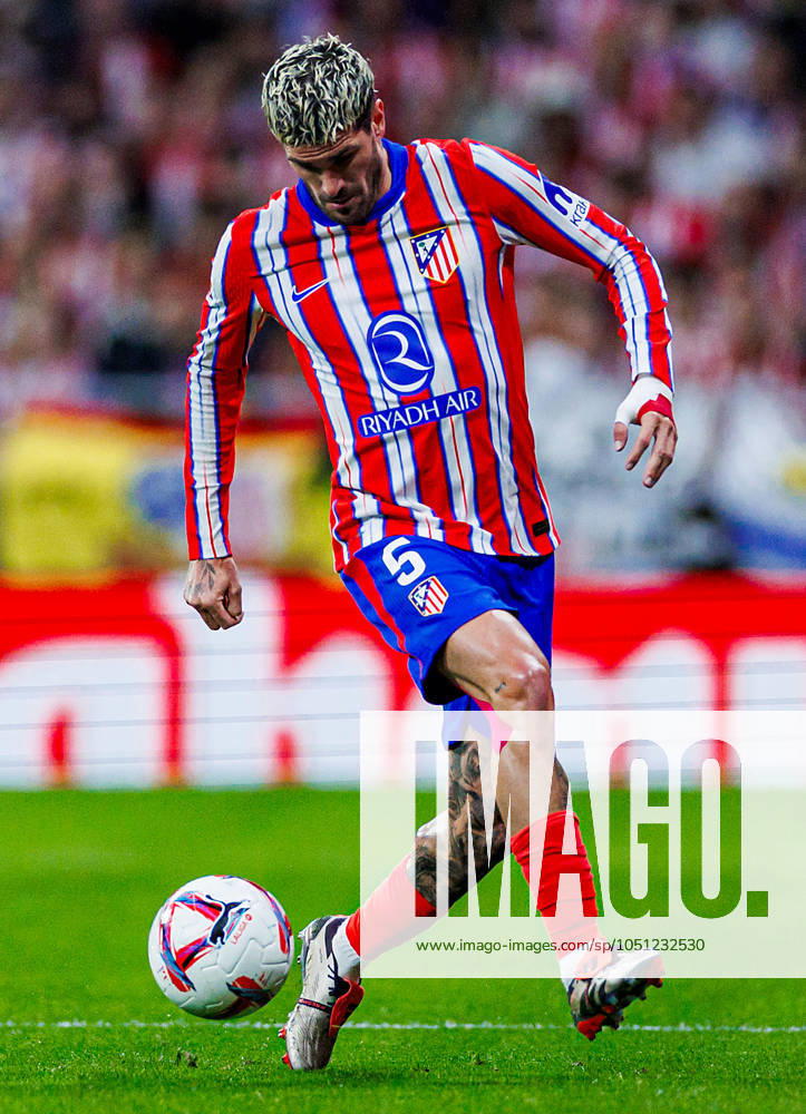Soccer La Liga matchday 8 Atletico Madrid Real Madrid on 29 09 2024 at the Wanda Metropolitano in Madrid Rodrigo de Paul Atletico