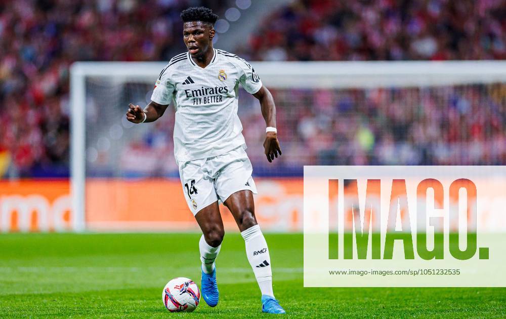 Soccer La Liga matchday 8 Atletico Madrid Real Madrid on 29 09 2024 at the Wanda Metropolitano in Madrid Aurelien Tchouameni Real