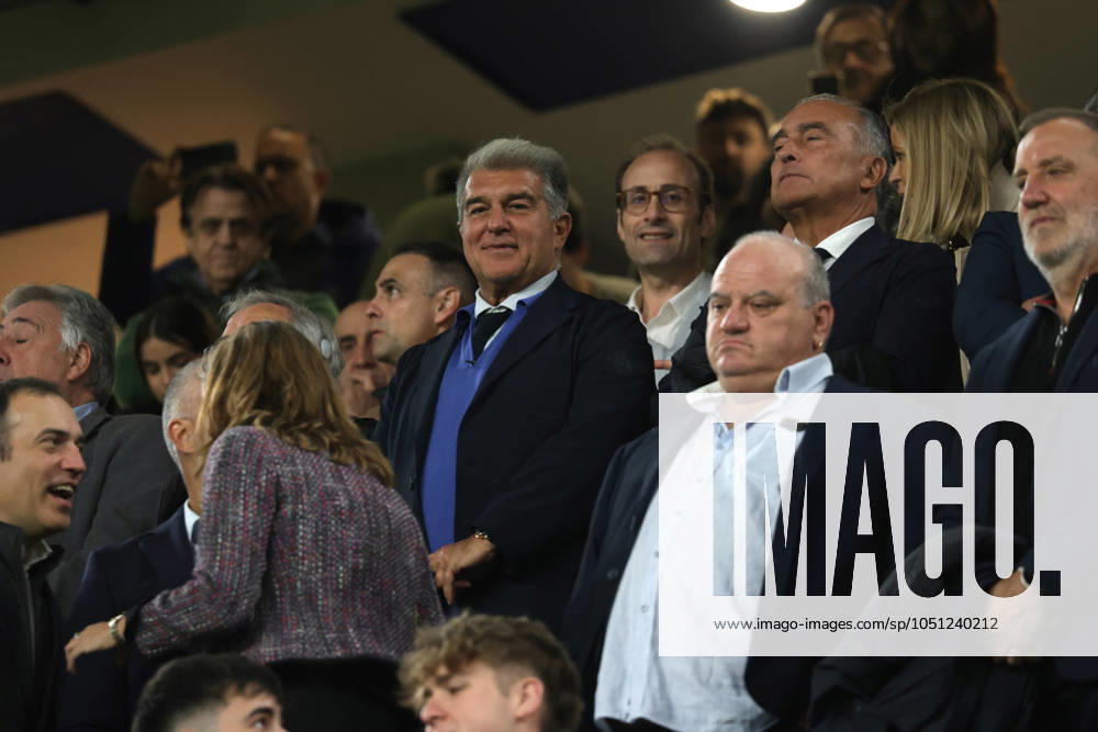 Spain - LaLiga EA Sports - CA Osasuna vs FC Barcelona, Barca - 28 09 2024 SPAIN, PAMPLONA, SEPTEMBER 28. President Joan Laporta of FC Barcelona (C) during LaLiga EA Sports football match between CA Osasuna and FC Barcelona at Estadio El Sadar on September 28, 2024 in Pamplona, Spain. Photo by Manuel Blondeau AOP.Press Pamplona El Sadar Stadium Navarra Spain