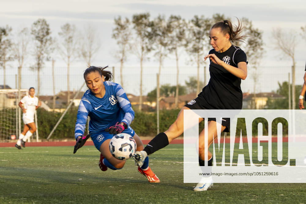 Granozzo con Monticello, Novarello Villaggio Azzurro, Privamera Como Milan, goalkeeper Giulia Ruma Como Women L and Olga Brivio Como Women R Granozzo con Monticello Novarello Villaggio Azzurro Lombardy Italy