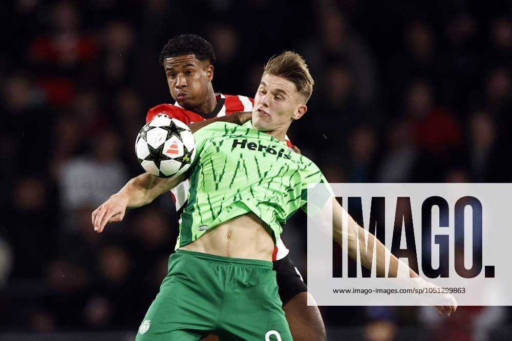 EINDHOVEN - (l-r) Ryan Flamingo of PSV Eindhoven, Viktor Gyokeres of Sporting CP during the UEFA Champions league match between PSV Eindhoven and Sporting CP at Phillips stadium on Oct. 1, 2024 in Eindhoven, Netherlands. ANP MAURICE VAN STEEN UEFA Champions League 2024 25 League Phase MD2 2024 25 ANPxSportx IVx 509876152 originalFilename: 509876152