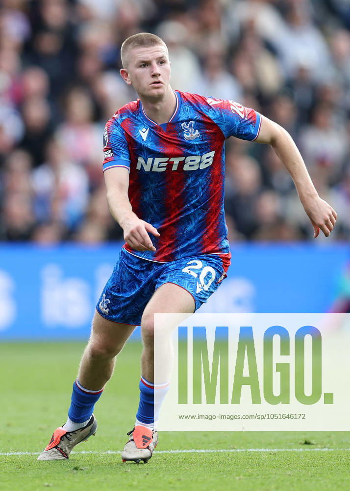London, England, 5th October 2024. Adam Wharton of Crystal Palace during the Premier League match at Selhurst Park, London. Picture credit should read: Paul Terry Sportimage . SPI-3361-0092