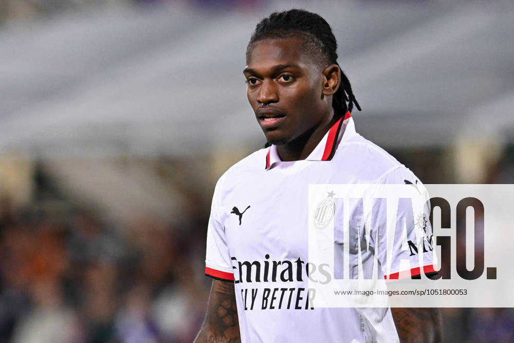 AC Milan s forward Rafael Leao during ACF Fiorentina vs AC Milan, Italian soccer Serie A match in Florence, Italy, October 06 2024