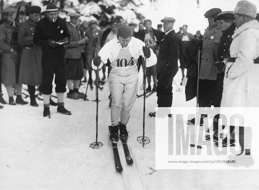 1920s Orig caption THE CHAMPION SKI RUNNERS OF SCANDINAVIA Before the great international Holmenkollen skiing contest in Norway, which will begin the 23rd of February, this series of pictures of the best Scandinavian ski runners may be of interest Photo shows the Swedish ski runner P E Hedlund from Dalecarlia, who last year was the second man in this contest Note Won the 5 mile in St Moritz in 1928 Note P E Hedlund Sweden Start no 3 50 km Note P E Särna Hedlund, 1897 1975, skier In 1928, became Sweden s first Olympic champion in skiing 50 km in the Winter Olympics in St Moritz CD356 persons PER ERIK SÄRNA HEDLUND sites SWEDEN PhotoDate 192 SKIDOR sp sw