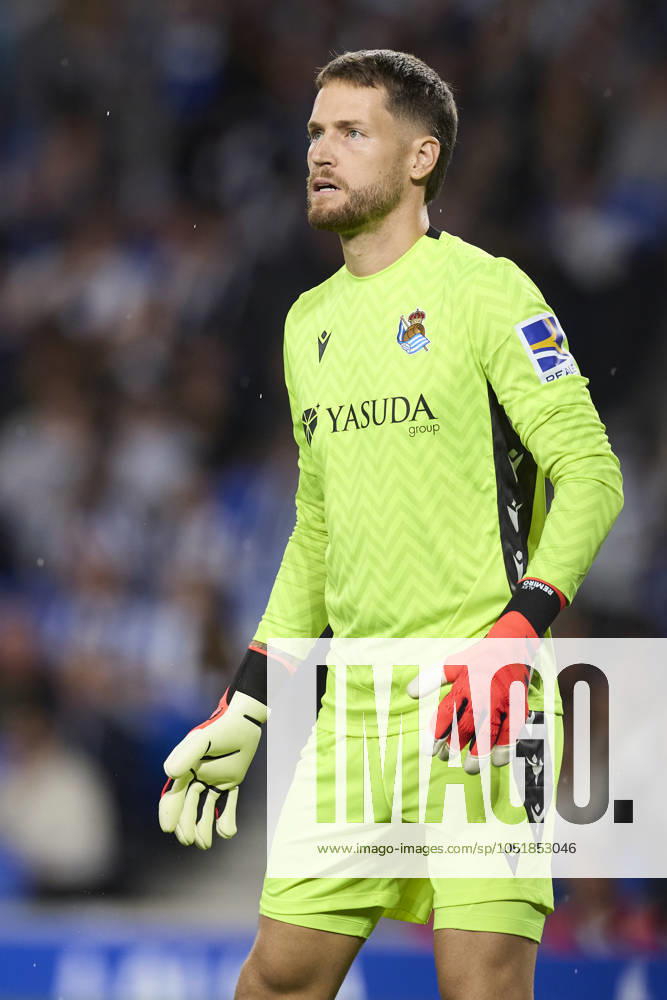 LaLiga EA Sports - Real Sociedad v Atletico de Madrid Alex Remiro of Real Sociedad looks on during the LaLiga EA Sports match between Real Sociedad and Atletico de Madrid at Reale Arena on October 6, 2024, in San Sebastian, Spain. San Sebastian Reale Arena Basque Country Spain RL_RSOvATM_000144