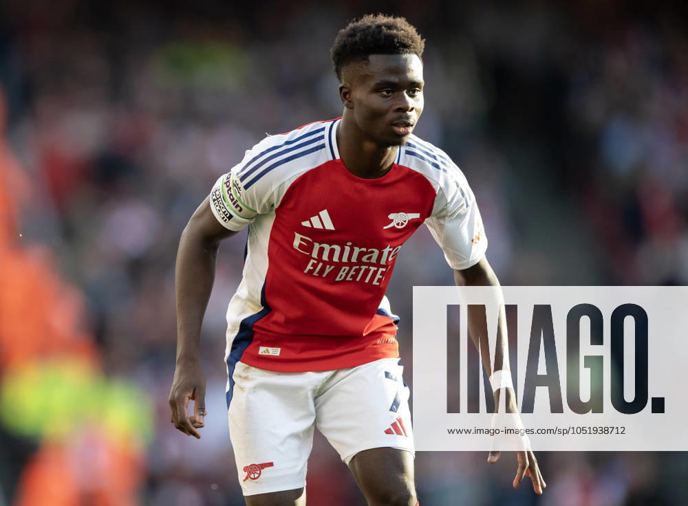 Arsenal FC v Southampton FC - Premier League LONDON, ENGLAND - OCTOBER 05: Bukayo Saka of Arsenal during the Premier League match between Arsenal FC and Southampton FC at Emirates Stadium on October 05, 2024 in London, England. London Emirates Stadium England United Kingdom