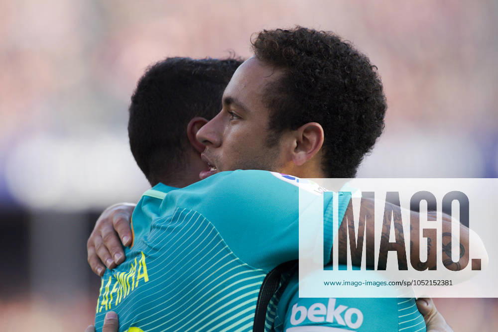 Atlà tico de Madrid v Barcelona - La Liga MADRID, SPAIN - FEBRUARY 26:Neymar Jr of FC Barcelona, Barca and Raphina of Barcelona celebrates a goal during the Spanish League 2016 17 match between Atletico de Madrid and Barcelona, at Vicente Calderon Stadium in Madrid on February 26, 2017. (Photo by Guillermo Martinez) Madrid Vicente Calderon Stadium Spain
