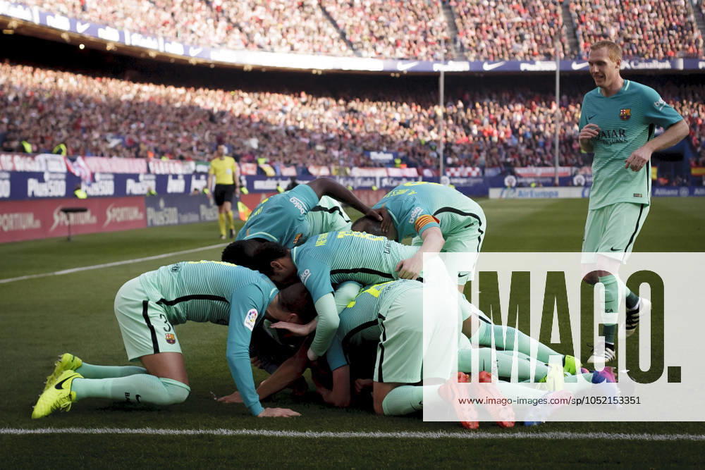 AtlÃ tico de Madrid v Barcelona - La Liga MADRID, SPAIN - FEBRUARY 26:Several players of FC Barcelona, Barca celebrates a goal and during the Spanish League 2016 17 match between Atletico de Madrid and Barcelona, at Vicente Calderon Stadium in Madrid on February 26, 2017. (Photo by Guillermo Martinez) Madrid Vicente Calderon Stadium Spain