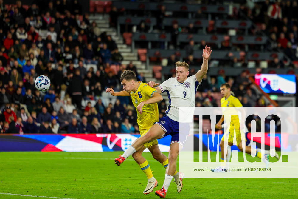 U21, U 21 England v Ukraine U21 UEFA EUROPEAN CHAMPIONSHIPS 11 10 2024. Group F Liam Delap of England heads towards goal during the U21 UEFA EUROPEAN CHAMPIONSHIPS match between U21 England and U21 Ukraine at the Vitality Stadium, Bournemouth, England on 11 October 2024. Editorial use only ,