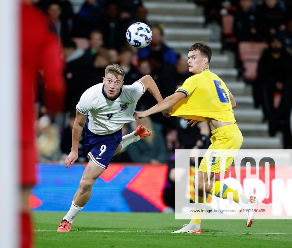Liam Delap of England Under 21 competes for the ball with Taras Mykhavko of Ukraine Under 21 England Under 21 v Ukraine Under 21, Football, UEFA Under 21 European Championship, EM, Europameisterschaft Qualification, Vitality Stadium, Bournemouth, UK - 11 10 2024 Editorial use only