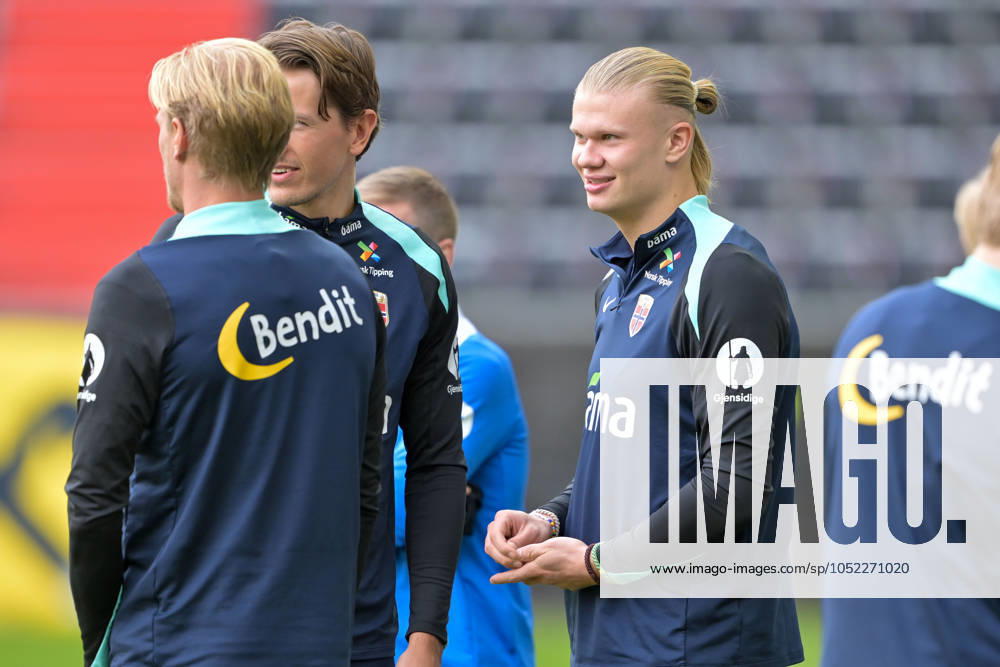 SOCCER - NL, AUT vs NOR LINZ,AUSTRIA,12.OCT.24 - SOCCER - UEFA Nations League, group stage, OEFB international match, Länderspiel, Nationalmannschaft Austria vs Norway, preview, training Team NOR. Image shows Erling Braut Haaland (NOR). GEPAxpictures xDanielaxMoser
