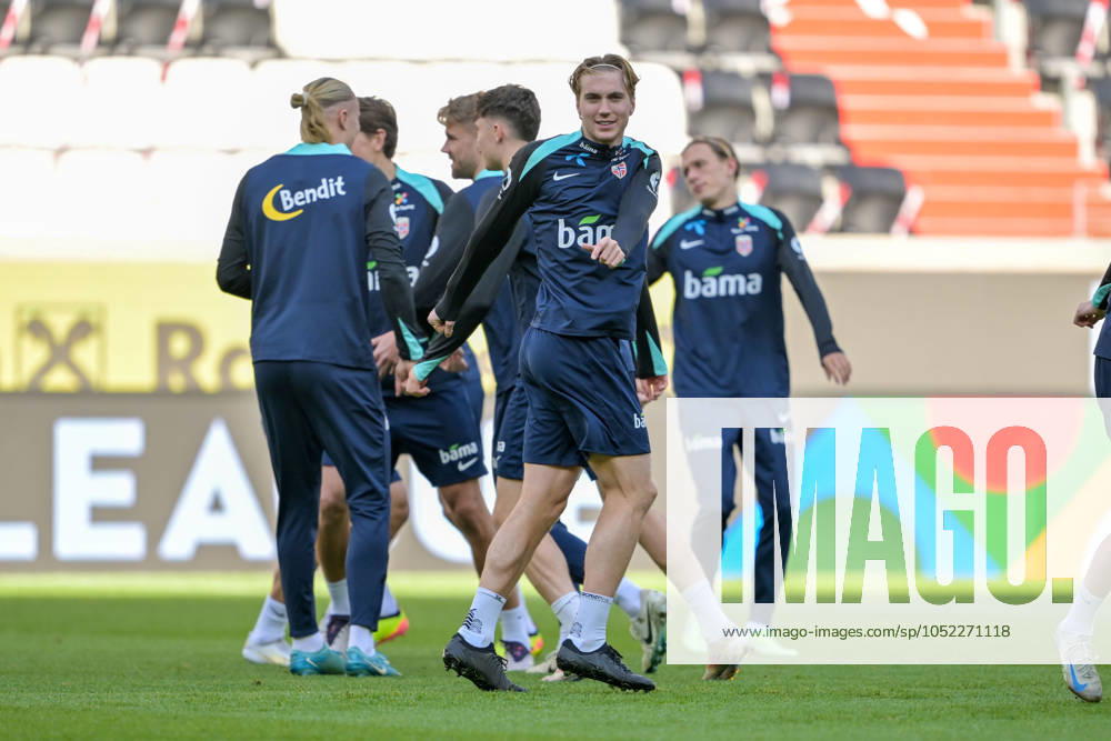 SOCCER - NL, AUT vs NOR LINZ,AUSTRIA,12.OCT.24 - SOCCER - UEFA Nations League, group stage, OEFB international match, Länderspiel, Nationalmannschaft Austria vs Norway, preview, training Team NOR. Image shows the team of NOR. GEPAxpictures xDanielaxMoser
