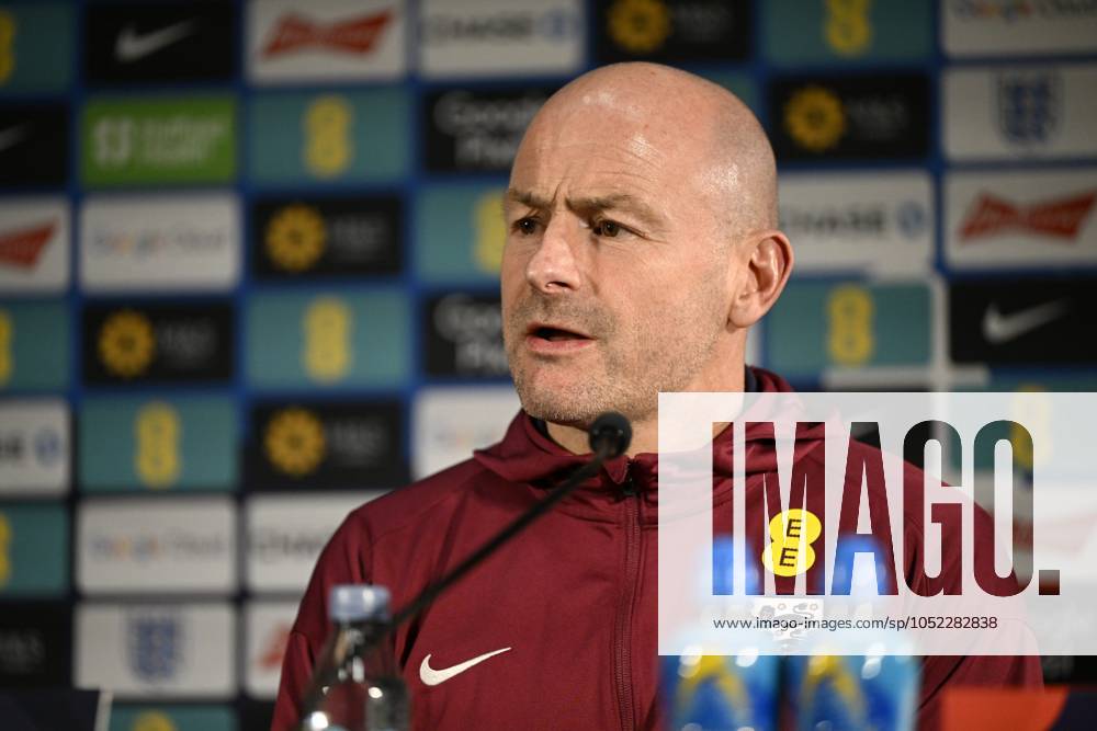 Interim manager Lee Carsley attends an international press conference, PK, Pressekonferenz of team England in Helsinki, Finland, on October 12, 2024, on the eve of their UEFA Nations League, League B - Group 2, football match against Finland. Helsinki Finland LKFTJK20241012205048OSBL