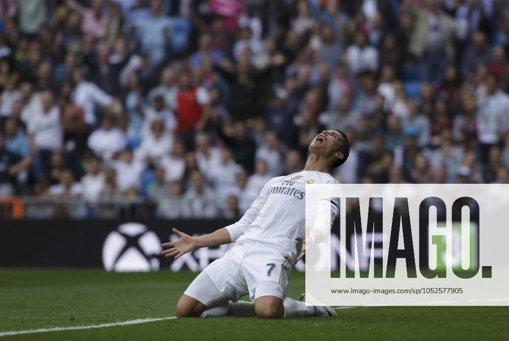 REAL MADRID vs Levante SPAIN, Madrid:Real Madrid s Portuguese forward Cristiano Ronaldo laments a missed opportunity during the Spanish League 2015 16 match between Real Madrid and UD Levante, at Santiago Bernabeu Stadium in Madrid on October 18, 2015. (Photo by Guillermo Martinez ) Madrid Santiago Bernabà u Stadium Spain