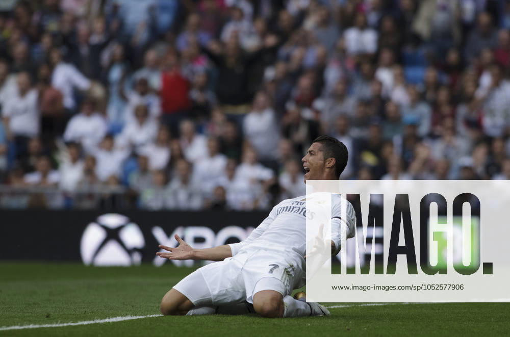 REAL MADRID vs Levante SPAIN, Madrid:Real Madrid s Portuguese forward Cristiano Ronaldo during the Spanish League 2015 16 match between Real Madrid and UD Levante, at Santiago Bernabeu Stadium in Madrid on October 18, 2015. (Photo by Guillermo Martinez ) Madrid Santiago BernabÃ u Stadium Spain