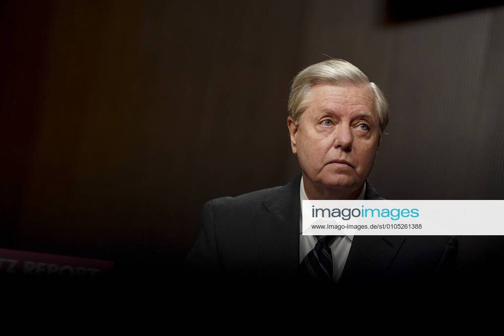 Senator Lindsey Graham, a Republican from South Carolina and chairman of the Senate Judiciary Committee, waits to begin a hearing in Washington, DC on Wednesday, September 30, 2020. The committee is exploring the Federal Bureau of Investigation s investigation of the 2016 Trump campaign and Russian election interference. WAX20200930201 STEFANIxREYNOLDS