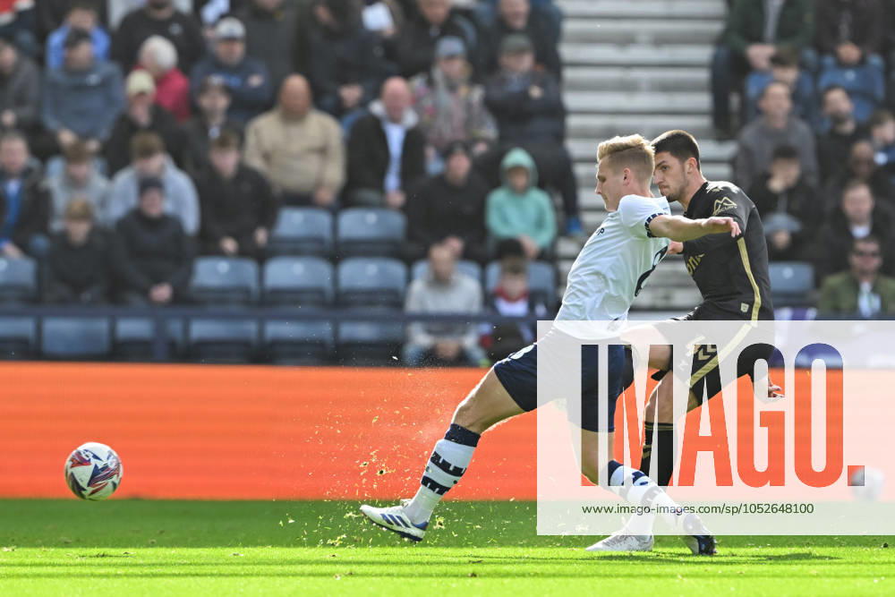 Sky Bet Championship Preston North End v Coventry City Ali McCann of Preston North End blocks Bobby Thomas of Coventry City pass during the Sky Bet Championship match Preston North End vs Coventry City at Deepdale, Preston, United Kingdom, 19th October 2024 (Photo by Cody Froggatt News Images) Preston Deepdale Lancashire United Kingdom