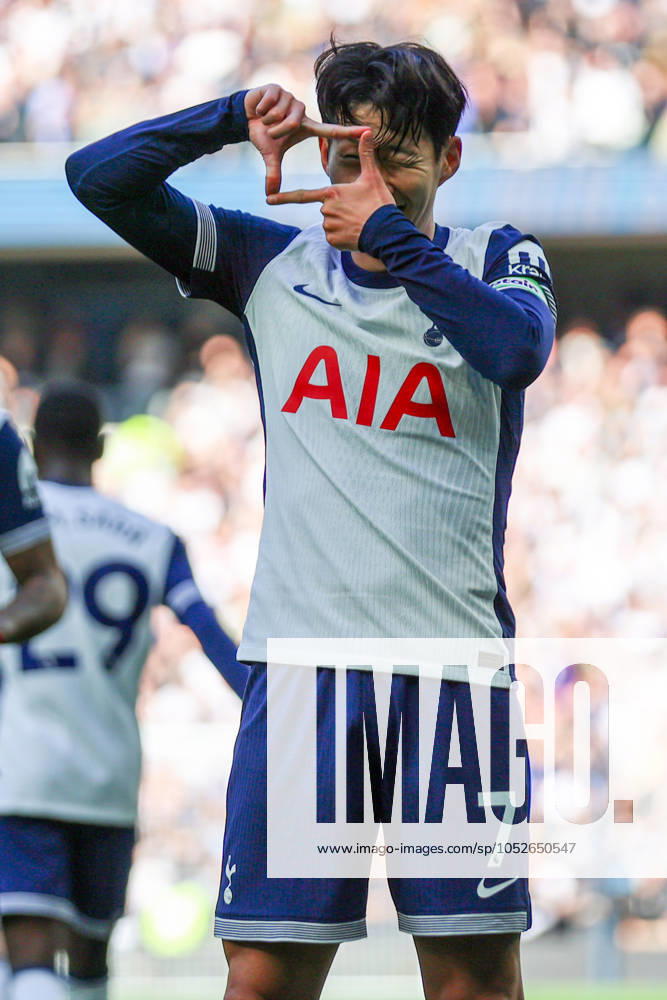 Tottenham Hotspur FC v West Ham United FC Heung-Min Son of Tottenham Hotspur scores a GOAL 4-1 and celebrates during the Tottenham Hotspur FC v West Ham United FC English Premier League match at the Tottenham Hotspur Stadium, London, England, United Kingdom on 19 October 2024 Editorial use only. All images are copyright Every Second Media Limited. No images may be reproduced without prior permission. All rights reserved. Premier League and Football League images are subject to licensing agreements with Football DataCo Limited. see https: www.football-dataco.com
