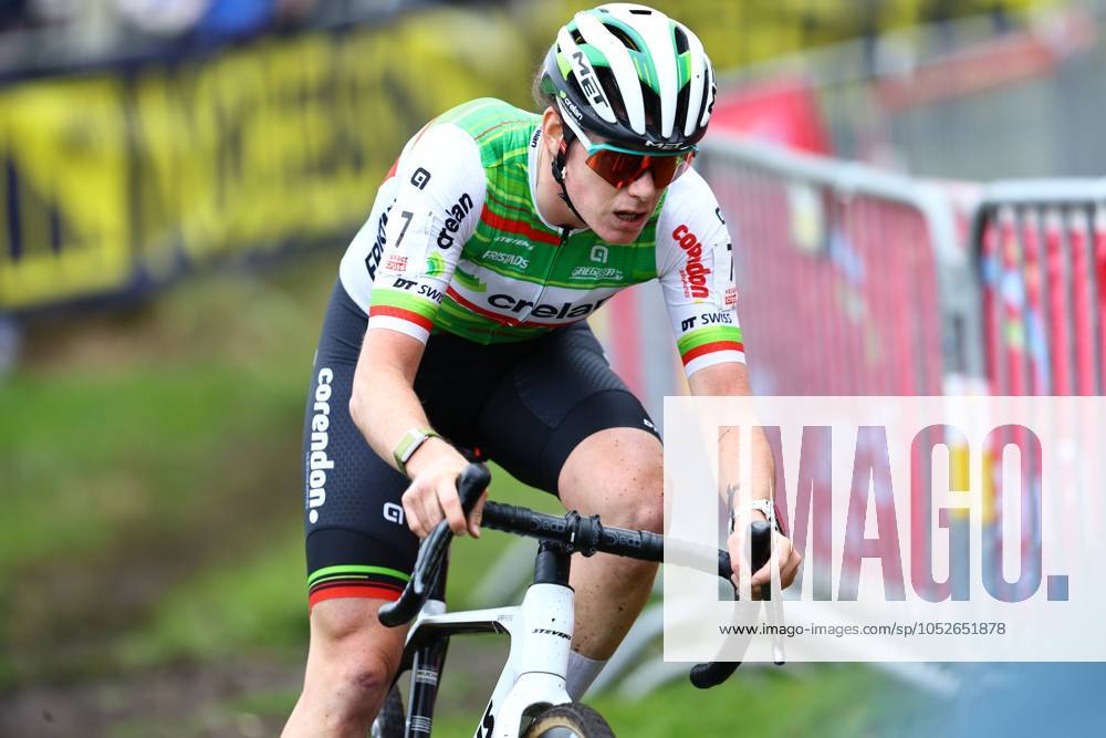 Belgian Marion Norbert Riberolle and pictured in action during the women s elite race of the Exact Cross Essen, stage 2 (out of 6) in the Exact Cross cyclocross competition, , in Essen. KRISTOFxVANxACCOM x102966779x