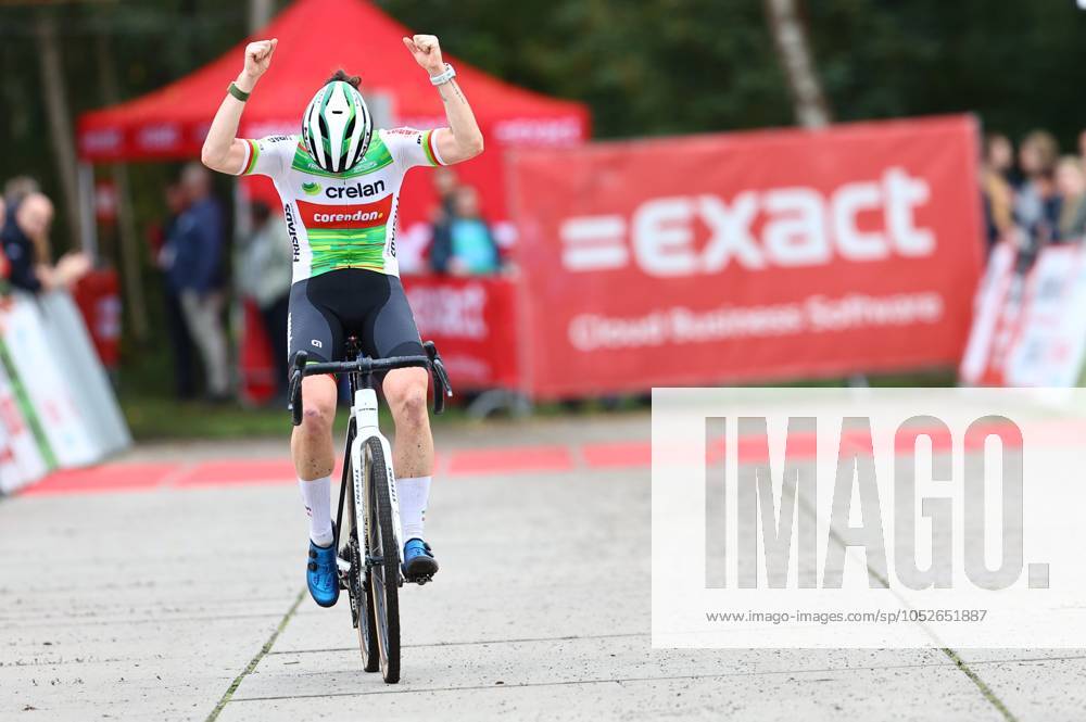 Belgian Marion Norbert Riberolle and pictured in action during the women s elite race of the Exact Cross Essen, stage 2 (out of 6) in the Exact Cross cyclocross competition, , in Essen. KRISTOFxVANxACCOM x102966806x