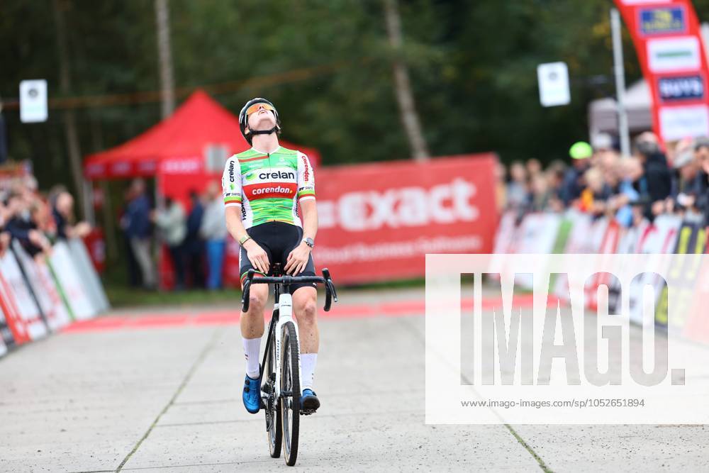 Belgian Marion Norbert Riberolle and pictured in action during the women s elite race of the Exact Cross Essen, stage 2 (out of 6) in the Exact Cross cyclocross competition, , in Essen. KRISTOFxVANxACCOM x102966860x