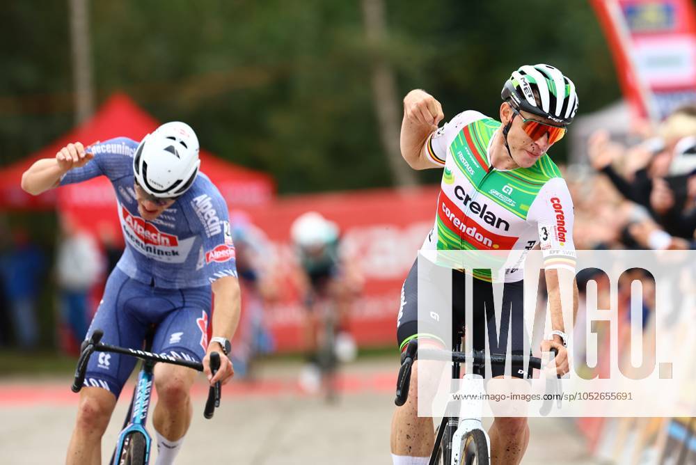 Belgian Laurens Sweeck and pictured at the finish line of the men s elite race of the Exact Cross Essen, stage 2 (out of 6) in the Exact Cross cyclocross competition, Saturday 19 October 2024, in Essen. DAVIDxPINTENS x102972335x