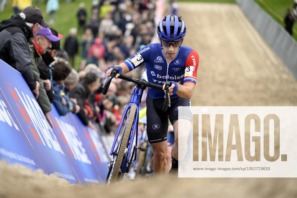 2024 Superprestige Cyclocross Ruddervoorde RUDDERVOORDE, BELGIUM - OCTOBER 20 : Van Der Haar Lars (NED) of Baloise Trek Lions in action during the 1st leg of the men elite 2024 - 2025 Telenet Superprestige cyclocross race of Ruddervoorde on October 20, 2024 in Ruddervoorde, Belgium, 20 10 2024 Ruddervoorde Belgium