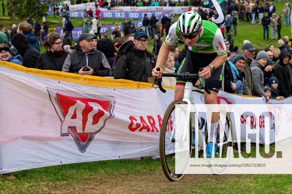 Belgian Joran Wyseure pictured in action during the men elite race of the Cyclocross Ruddervoorde, Sunday 20 October 2024 in Oostkamp, the first stage of the Superprestige cyclocross cycling competition. KURTxDESPLENTER x103107779x