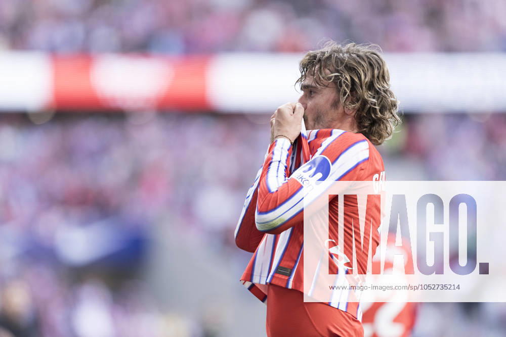 LA LIGA EA Sports - Atletico de Madrid vs Leganes MADRID,SPAIN - 20 October: Antoine Griezmann of Atletico de Madrid celebrates a goal during the La Liga 2024 25 match between Atletico de Madrid and Leganes at Riyadh Air Metropolitano Stadium. (Photo by Guillermo Martinez) Madrid Riyadh Air Metropolitano Stadium Spain